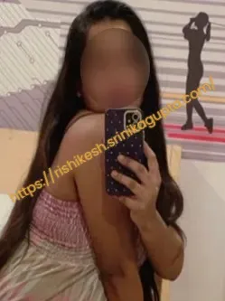 VIP Rishikesh escort model for luxury hotels near The Glasshouse